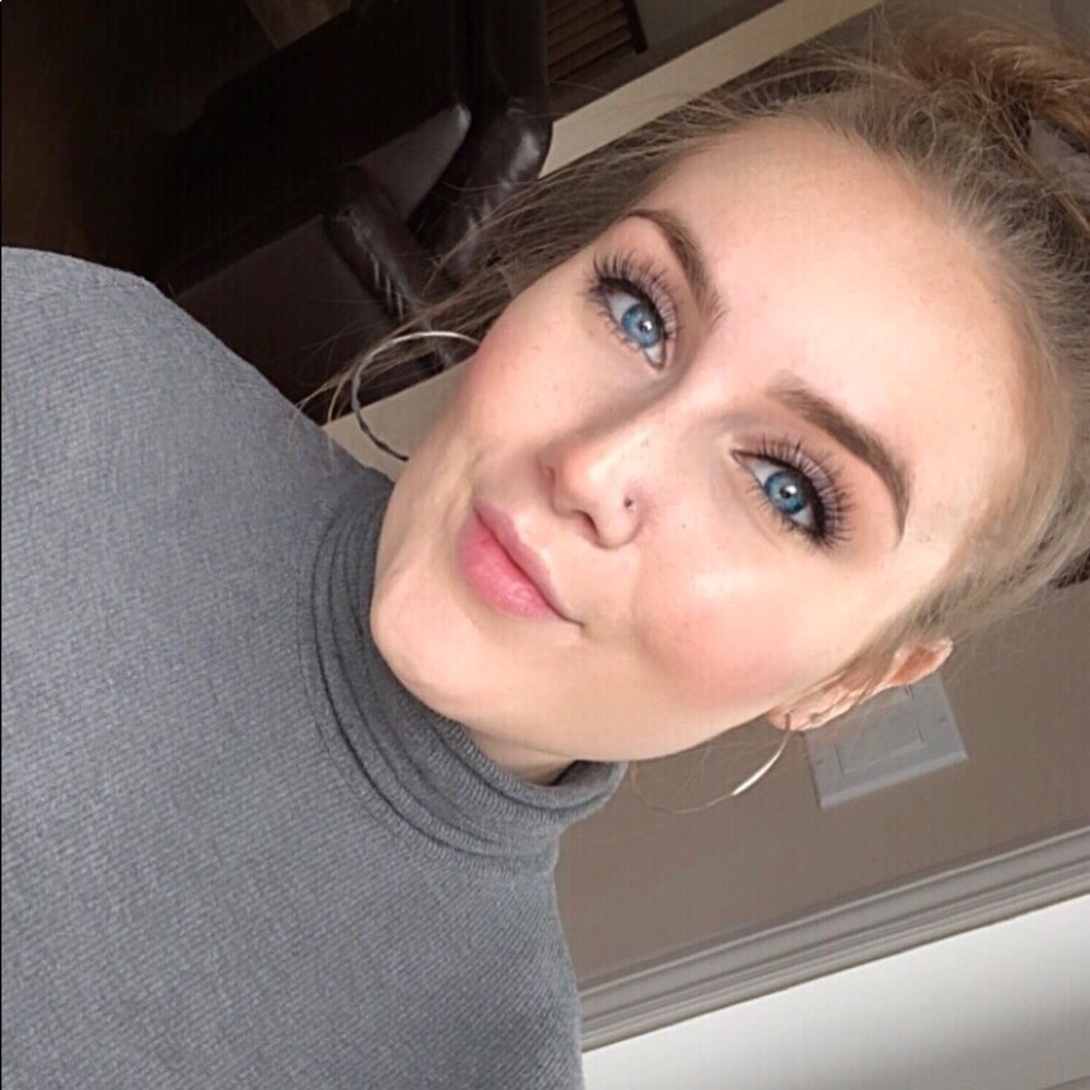 Meet your Posher, Jessica